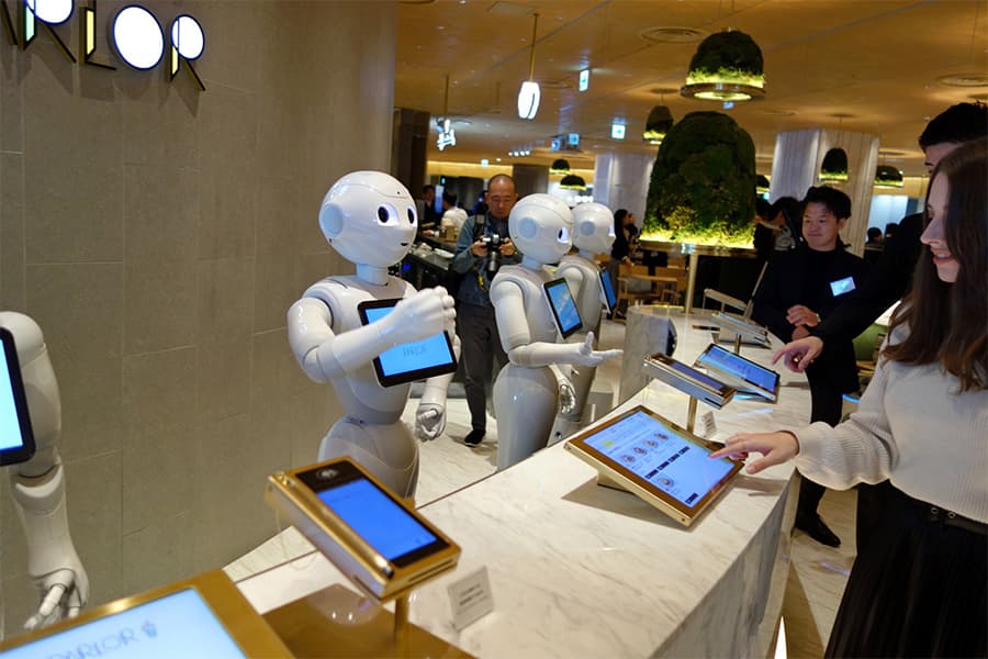 Automatización en Restaurantes: Pedidos y Reservas con IA